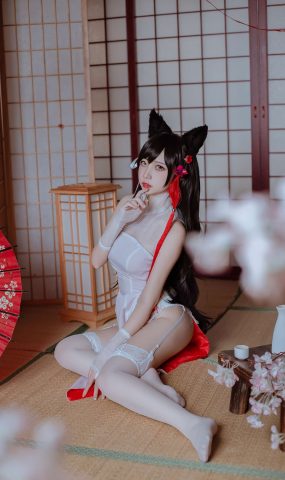 人氣Coser二佐Nisa – 犬之眷之碧藍愛宕 旗袍 [18P]