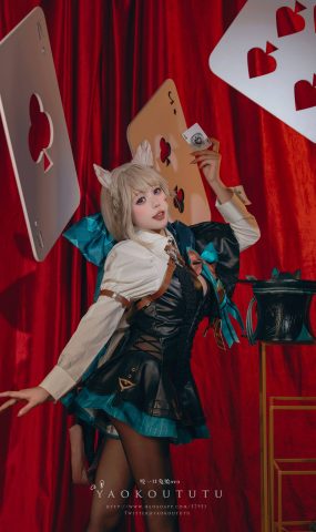 咬一口兔娘(黏黏团子兔) – 九月订阅『兔兔班车』No.4琳妮特[7P]