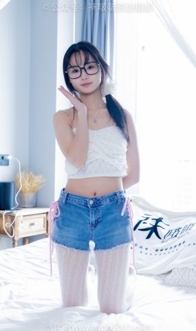 [BoBoSocks袜啵啵]NO.372 甜甜圈-板鞋、白色蕾SI袜、可拆卸牛仔裤、裤里丝[140P]