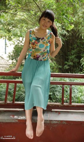 自由摄影 No.133 在她身上我看到了稚嫩、看到了不同的美 [34P]