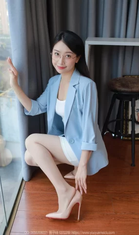 [IESS异思趣向] 2024.12.26 丝享家1934：小婕《蓝色至服（下）》[81P]