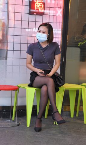 精选街拍作品 NO.1900 坐姿黑丝高跟鞋[31P]