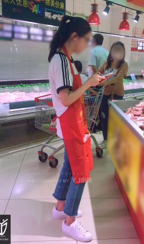 YJ街拍-024【含相遇】(2) [64P]