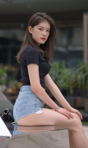 精选街拍作品 NO.1674 一始街拍作品 – 热裤美腿美女[84P]