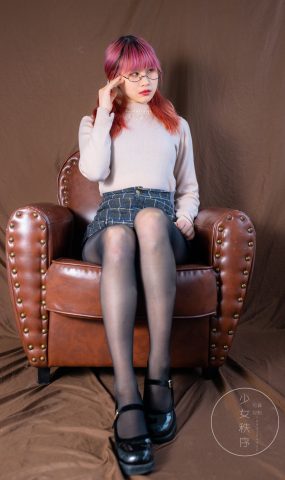 田璐璐 – 少女秩序 黑丝[19P]