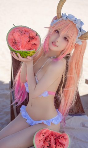 动漫博主阿包也是兔娘  10月舰长图 龙女仆泳装 [18P]