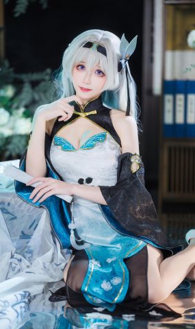 Tomoyo酱 – 星穹铁道 流萤旗袍[24P]