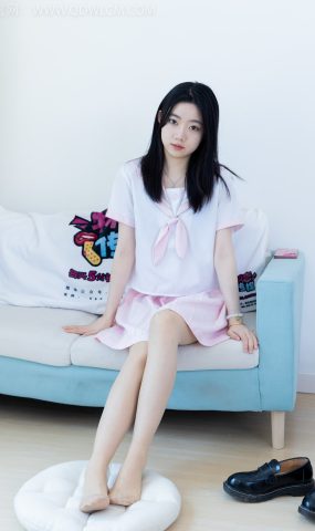 勿恋传媒 NO.1983 欢欢-绽放的小花[160P]