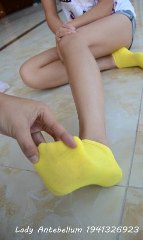 [战前女神] 美腿镁足精品摄影套图 114 [114P]