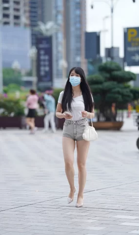 唯美街拍 NO.1065房东的猫 (8) [90P]