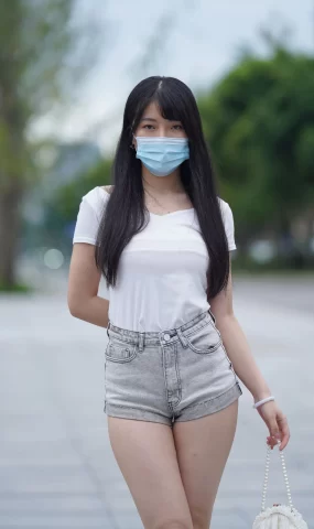 唯美街拍 NO.1065房东的猫 (7) [84P]