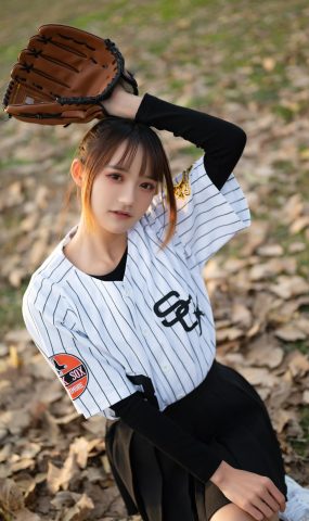 人气Coser@兔子Zzz不吃胡萝卜 棒球少女[36P]