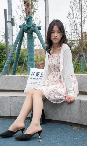 袜觅社 NO.018 小雪[88P]