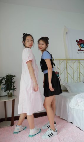 勿恋传媒 NO.778 闺蜜-雨里的岛[155P]