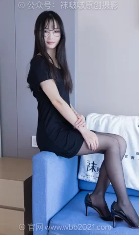 [BoBoSocks袜啵啵]NO.607 甜甜圈-高跟鞋、薄黑丝[147P]