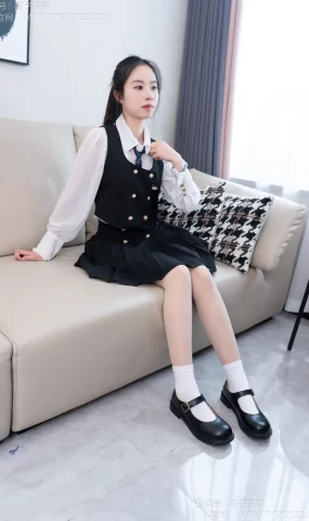 甜予摄影 NO.233 知知-小皮鞋、白棉袜、薄肉丝[129P]