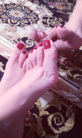 丝月神 NO.019-2019-04-13 裸足[24P]