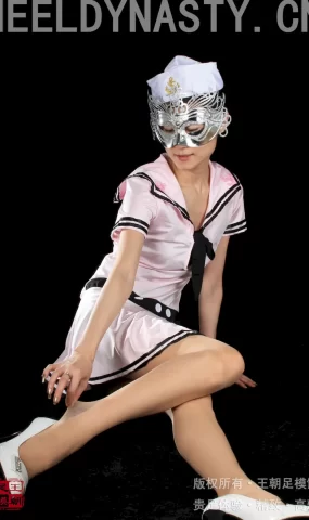 [王朝贵足]0019 室内套图 布丁粉色水手至服短裙肉丝白色高跟系列A[30P]