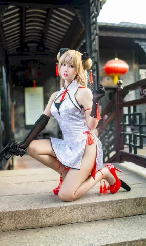 羽生三未图集 – Mk23 蜂糖花[18P]