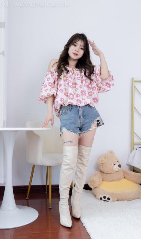 勿恋传媒 NO.2136 闪闪-拥抱冬天（盲盒3）[134P]