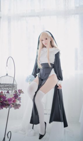 Shika小鹿鹿 – 修女[13P]