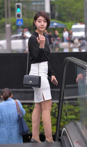 精选街拍作品 NO.1561 魂魂街拍作品 – 美腿高跟姐妹花[24P]