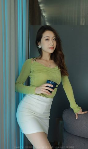 [IESS异思趣向] 耽丝 220821小婕 [88P]