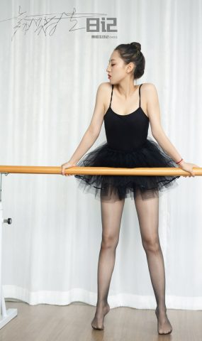 [GALLI嘉丽]舞蹈生日记 075 – 欣美[53P]