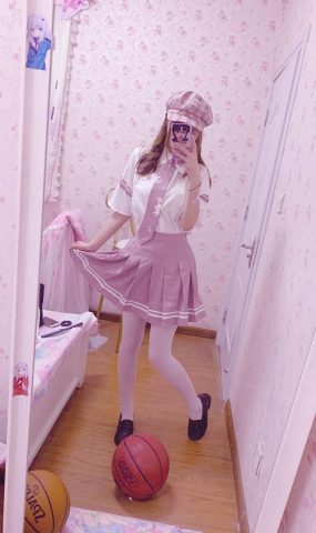 双马尾少女赛高酱 – 2020新年贺刊：粉色罗莉裙 [28P]