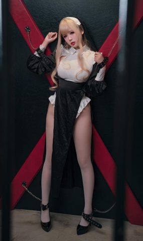 軒蕭學姐 – 修女[29P]