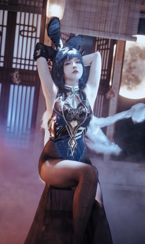 秋和柯基 夜蘭 兔女郎[54P]