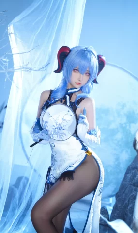 Seya-狮砸 – 甘雨青花瓷[12P]