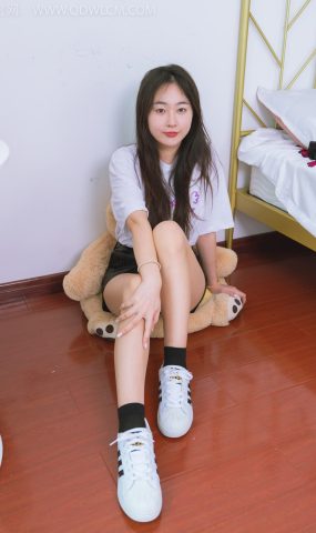 勿恋传媒 NO.1716 美兔-纯白山茶花[148P]