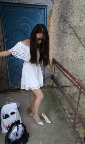 大西瓜爱牙膏-早期作品-S018 张萍 白T恤 连衣裙 2 [312P]