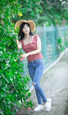 唯美街拍 NO.661 小解解的外拍写真（二） [95P]