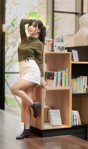 唯美街拍 NO.662 小解解的外拍写真（三） [83P]