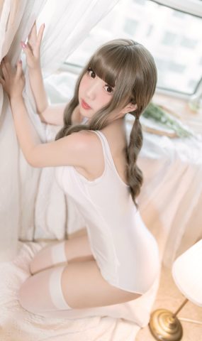 貓田聖奈奈(桃之啾啾) – 白色死库水[9P]