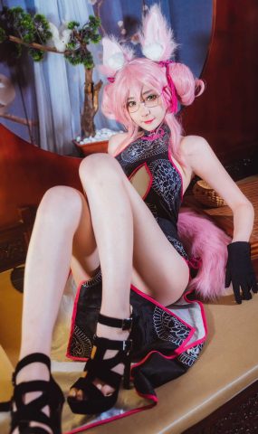 南桃Momoko 玉藻前旗袍 在现看图