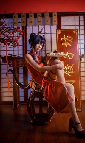 人气动漫Coser@爱老师_PhD 明日方舟 岁红霞 陈cos 在现浏览