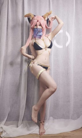 人气动漫Coser@爱老师_PhD 玉藻前 阿拉伯泳装 在现浏览