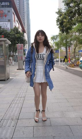 唯美街拍 NO.297 买东西的依依 1 [106P]