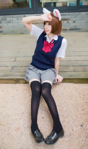 闪月半 – 喵少女