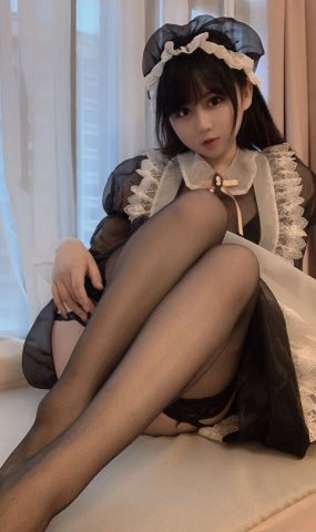 是依醬吖 – 貓兒女仆情趣自拍[30P]