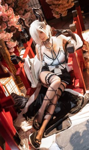 如月灰  – 碧蓝航线 尾张[28P]