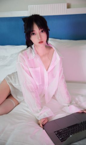 玥儿玥er – 白衬衫[34P]