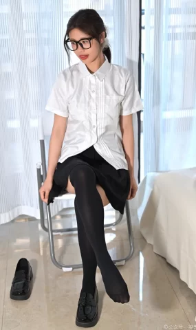 凝思摄影 NO.027 木木-至服、嘿丝、小皮鞋[140P]