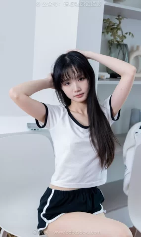 [BoBoSocks袜啵啵]NO.488 甜甜圈 板鞋、白棉袜、薄肉丝[100P]