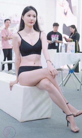 NO.0999 2024 深圳SIUF内一展 内一秀 Racing Model 01[20P]