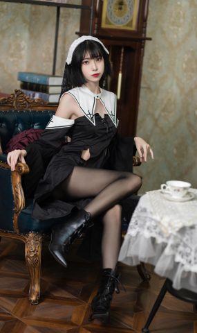 许岚(叁月life)  – 暗黑修女[40P]