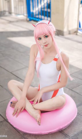 兔玩映画 夏日 Vol.012 泳池边 在现浏览